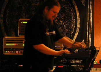 Modulator ESP in action at the Awakenings... click to see more gear