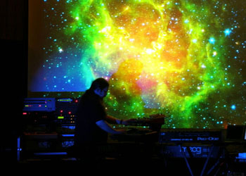 Jez Creek in action at the Awakenings... click for more live pics